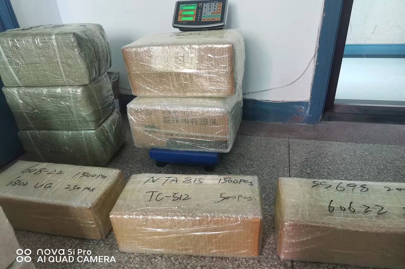 Gut verpackt, um die Luft zu warten