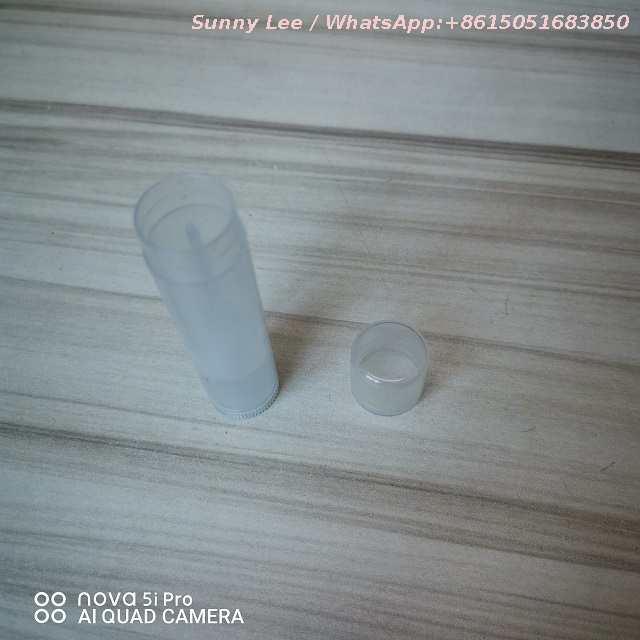 Kunststoff-Lippenbalsamrohr --- OEM-Teil